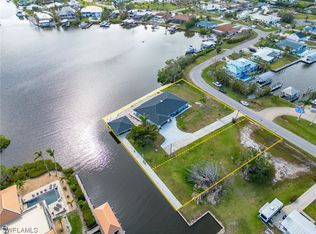 2862 8th Ave, Saint James City, FL 33956