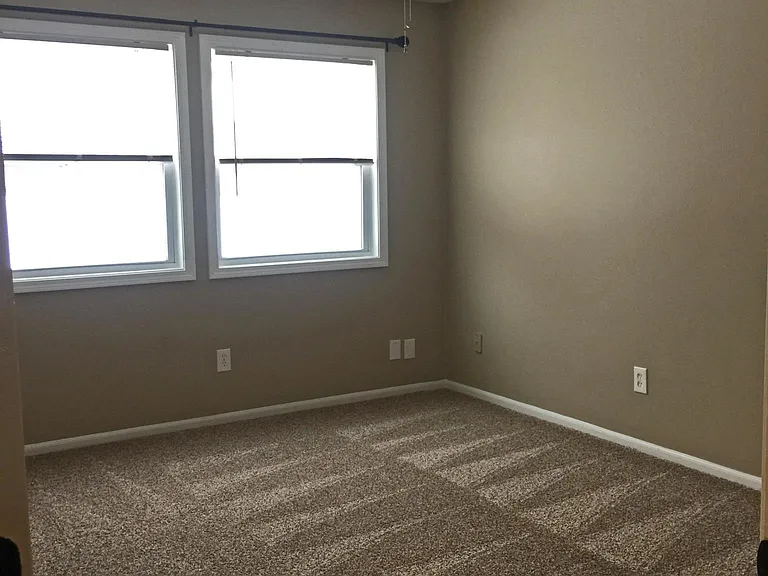 1733 Lawrence Ave #A — Photo 8