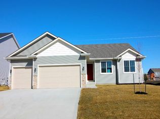 236 NE 48th St, Ankeny, IA 50021