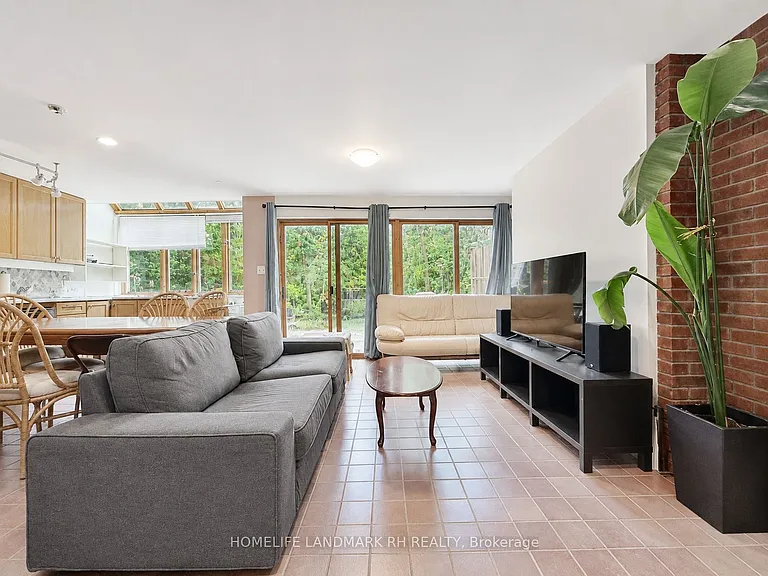 27 East Dr #1 — Photo 11