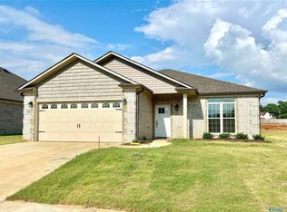 109 Alamo Ct, Athens, AL 35611