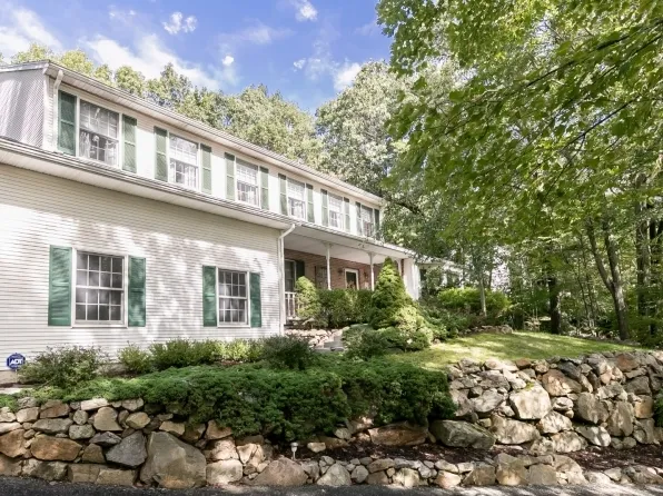 101 Catswamp Rd, Allamuchy Twp., NJ 07840