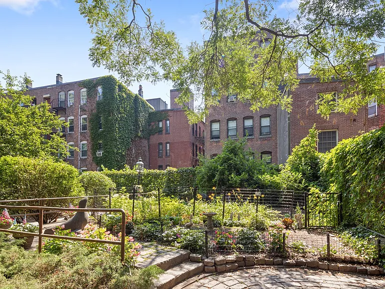 3 Belgravia Pl — Photo 27