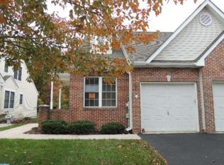 218 W Red Lion Dr, Bear, DE 19701