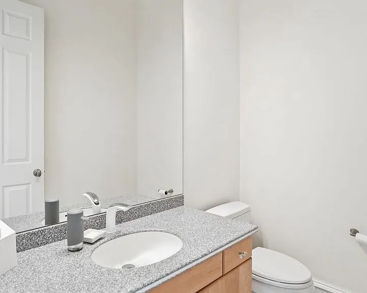 Ensuite bath in lower level.