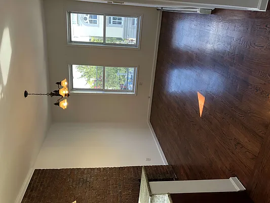 Rented by Nooklyn NYC LLC | media 11