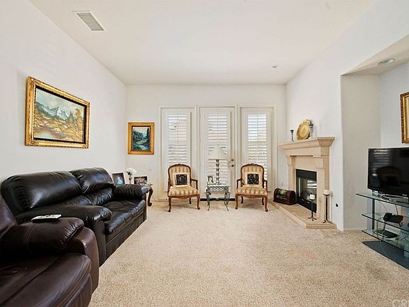 3rd image of 23754 Mahogany Ct
