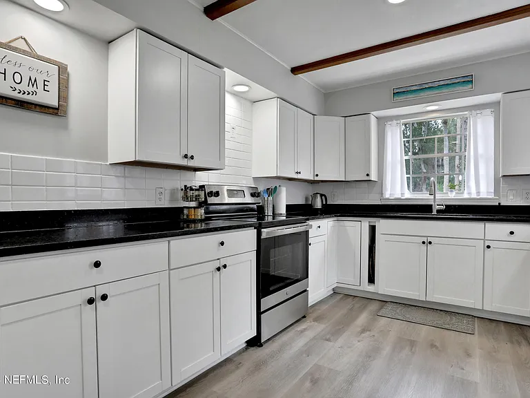 29 Nelmar Ave — Photo 9