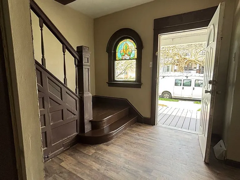 412 Wayne Ave — Photo 4