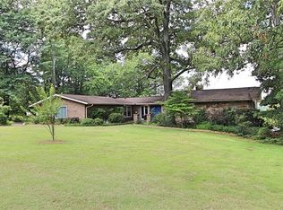 3 Walnut Dr, Cartersville, GA 30120