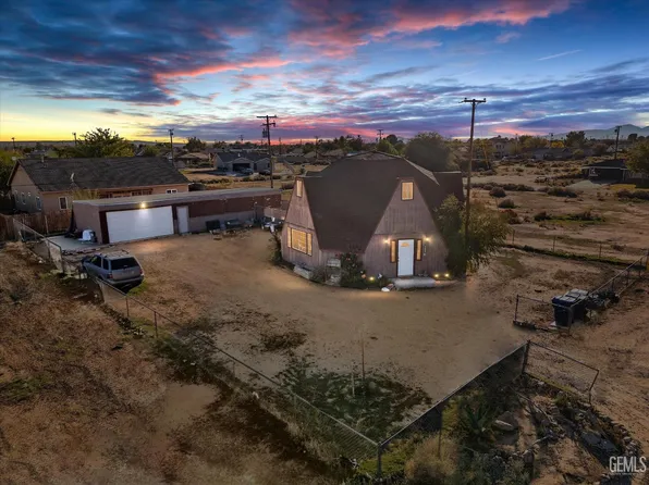 8812 Nipa Ave, California City, CA 93505