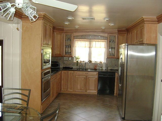 1st image of 3800 Thalia Dr