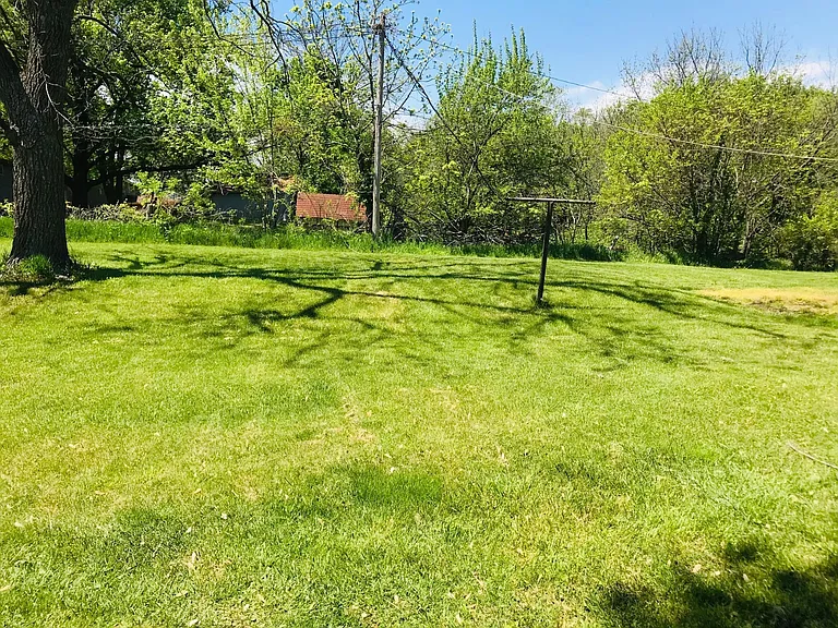 6352 County Line Rd #A — Photo 3