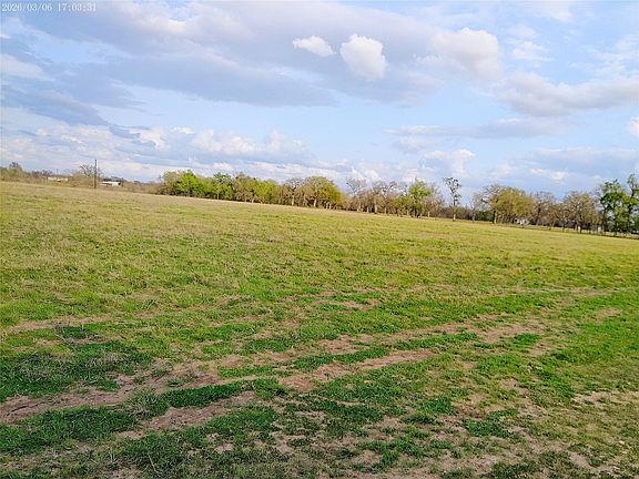 4th image of 1042 Los Ranchitos Rd