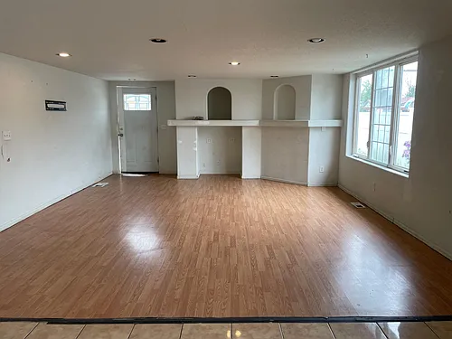 48 N 10th Ave #B Photo 1 48 N 10th Ave #B Photo 1