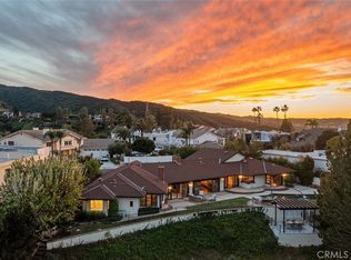 3906 Lake Vista Ct, Encino, CA 91316