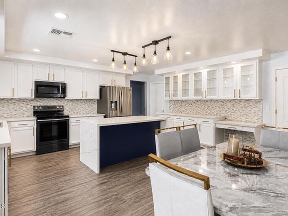 3rd image of 12946 W LUCHANA Drive
