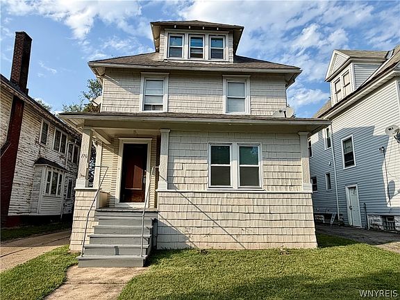 2nd image of 176 Winspear Ave