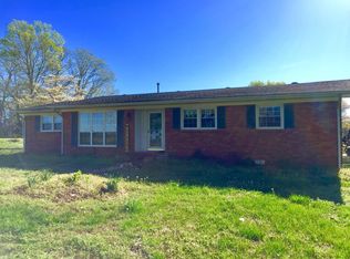 662 Rabbit Trail Rd, Leoma, TN 38468