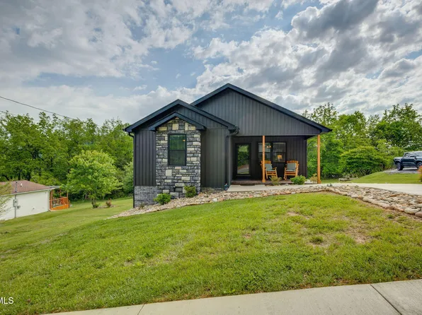 1110 Grove St, Elizabethton, TN 37643