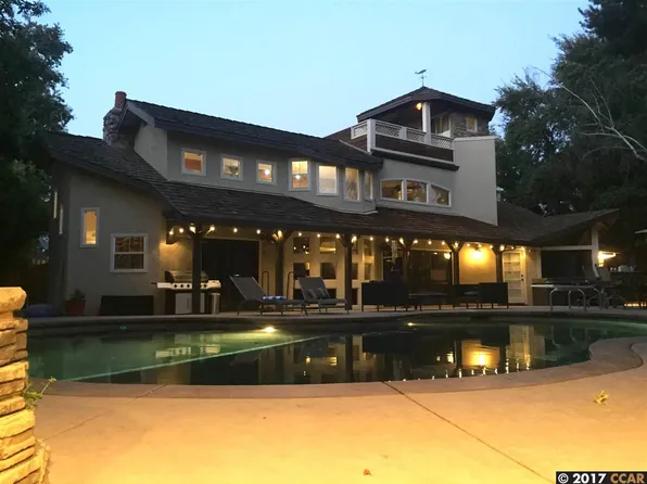 9692 Melrose Ave, Elk Grove, CA 95624
