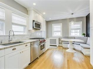 12 Columbia St #0, Wellesley, MA 02481