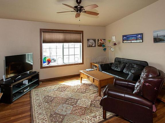 3rd image of 3124 32nd Ave S