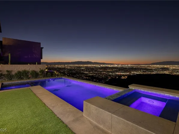 601 Overlook Rim Dr, Henderson, NV 89012