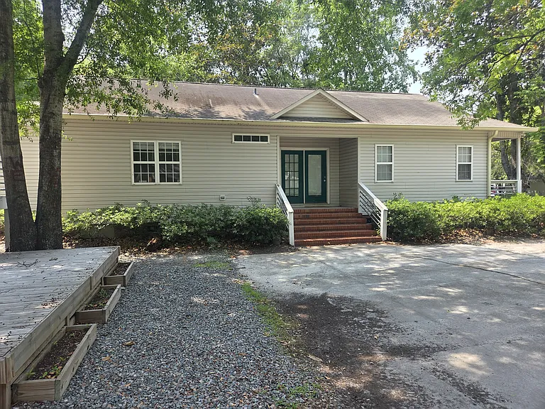 4912 Old Meares Rd — Photo 3