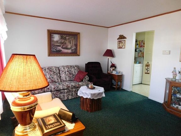 5th image of 279 Birchwood Ct