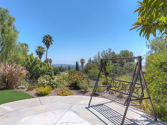 5th image of 7456 Dorie Dr