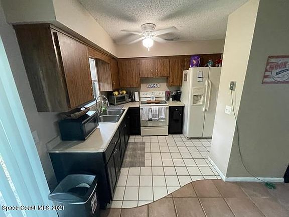 3rd image of 414 San Filippo Dr SE