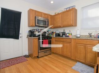 8 Pratt St #9, Allston, MA 02134