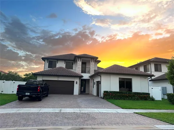 4572 SW 178th Ave, Miramar, FL 33029