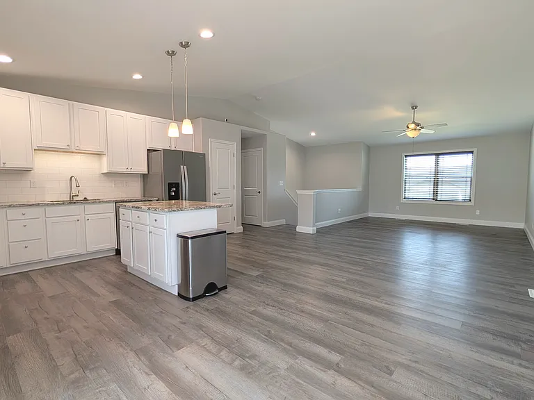 1117 Baseball Dr — Photo 20