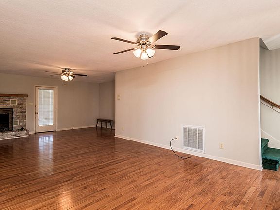5th image of 9209 Hollander Ln