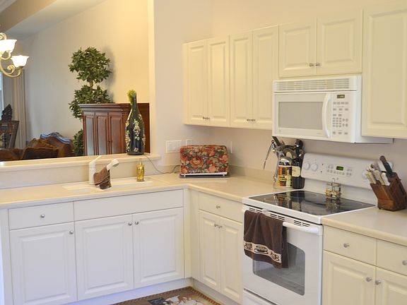 5th image of 8216 Sanctuary Dr APT 1