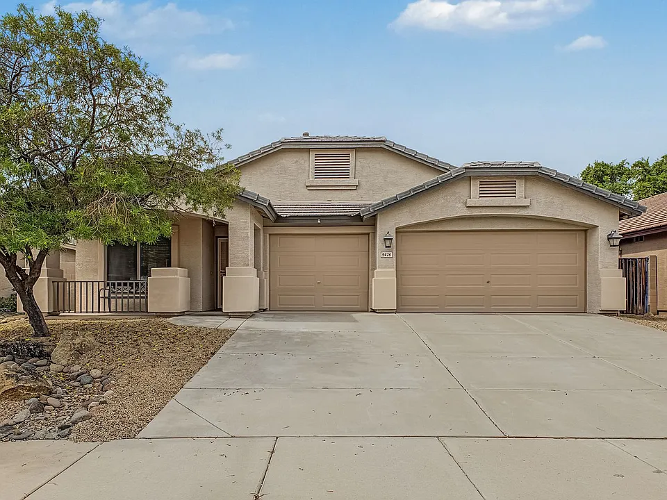 5426 N Rattler Way