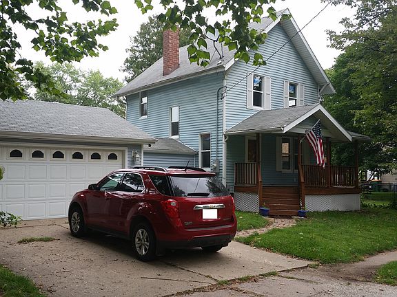 2nd image of 601 Dudley St
