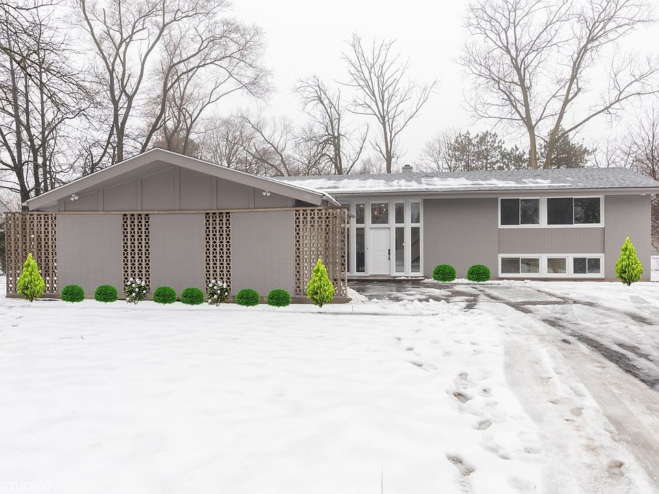 1st image of 276 Larkspur Dr
