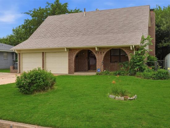4745 Del Porte Dr, Del City, OK 73115