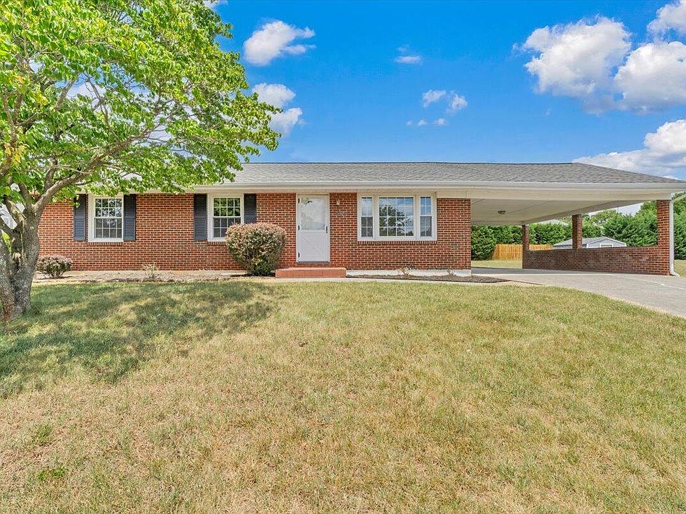 1st image of 409 Decatur Cir