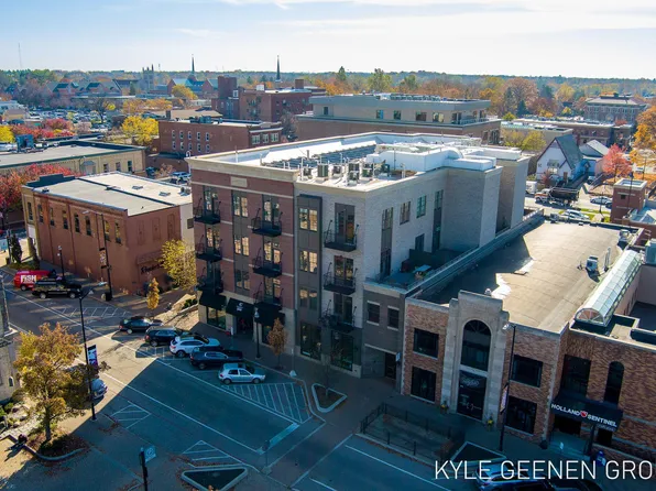 50 W 8th St Suite 403, Holland, MI 49423