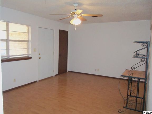 2nd image of 1314 E Cherry Ave