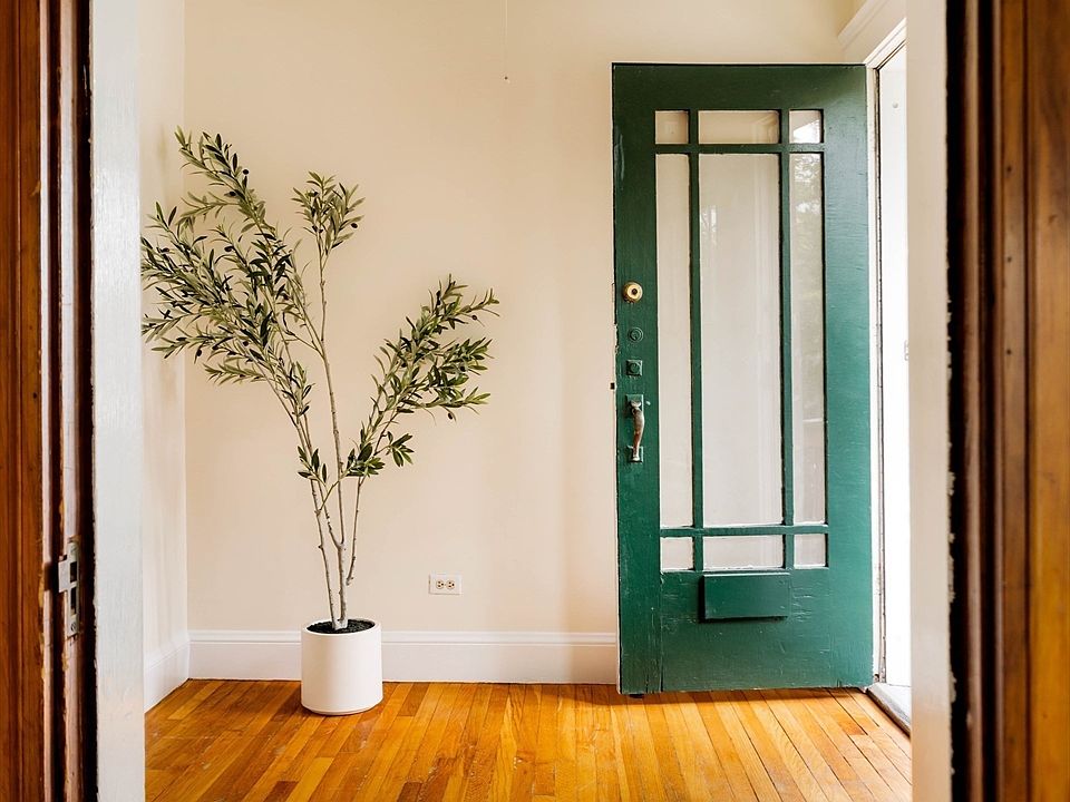 1st image of 16 Arborough Rd #1