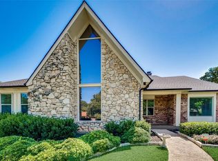 2205 Saint Claire Dr, Arlington, TX 76012