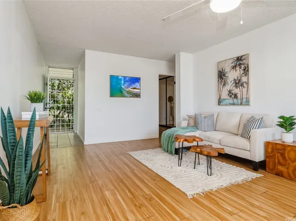 3017 Pualei Cir APT 216, Honolulu, HI 96815