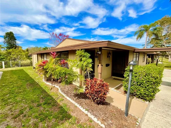 1980 Tahitian Pl APT 15, Dunedin, FL 34698