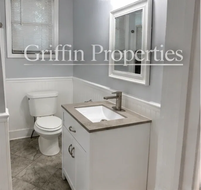 2 bed, 1053 sqft, $1,600 — Photo 4