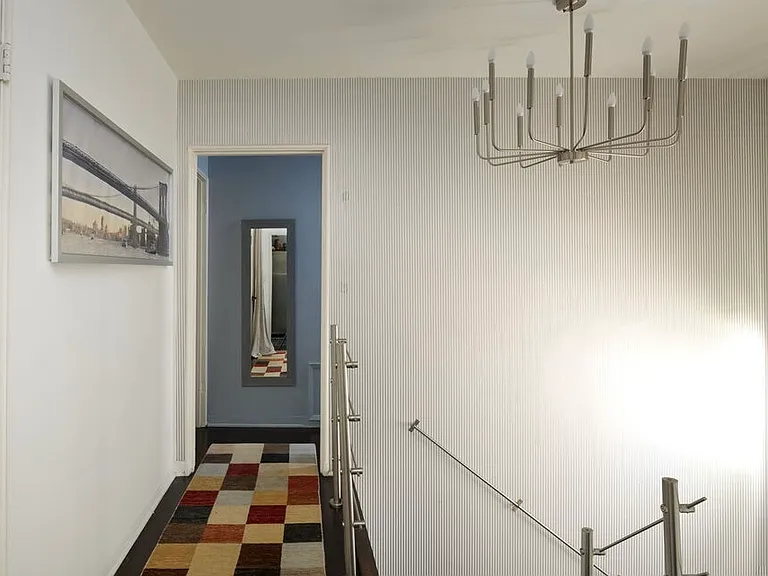 5587 1/2 Village Grn — Photo 14